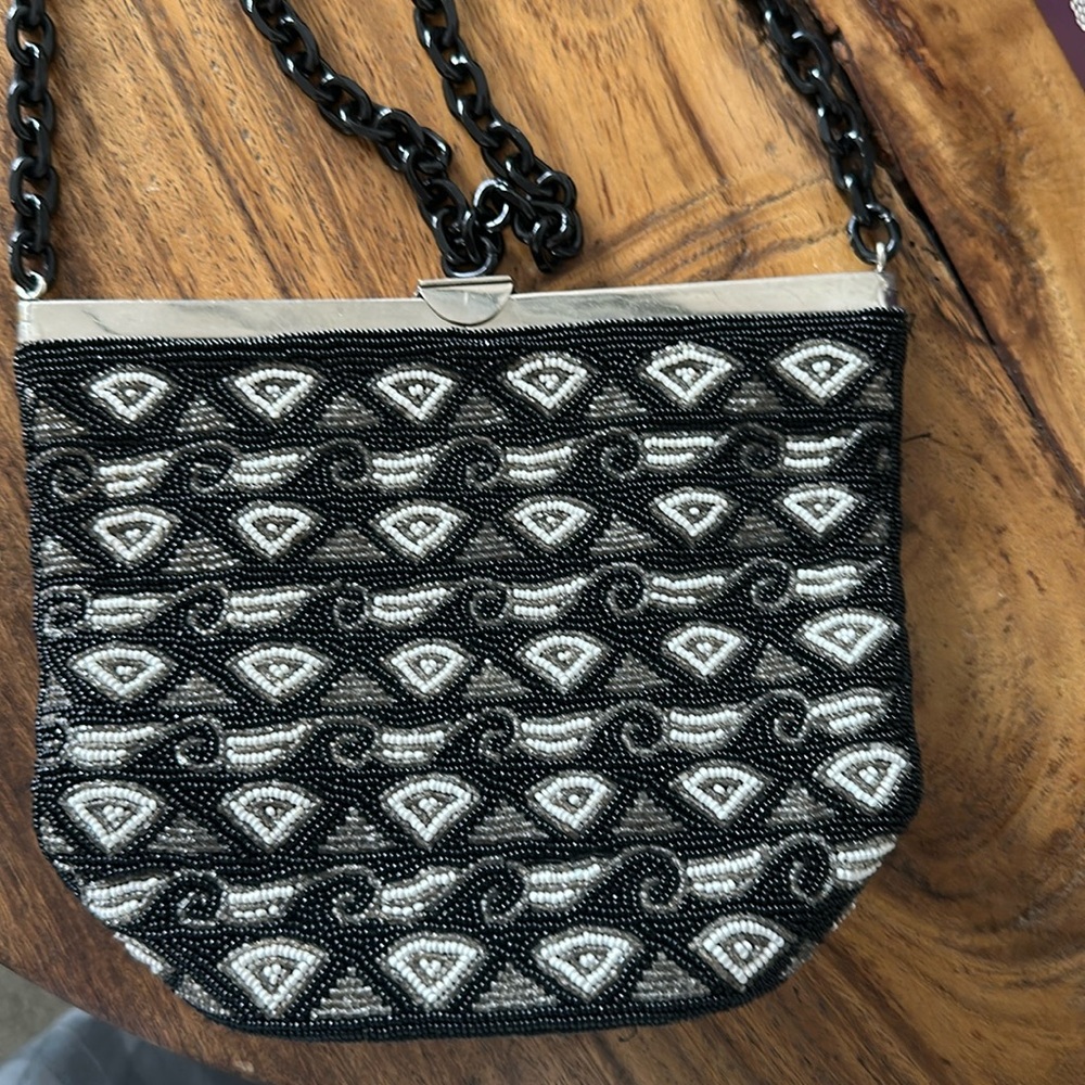 Beaded vintage shoulder bag